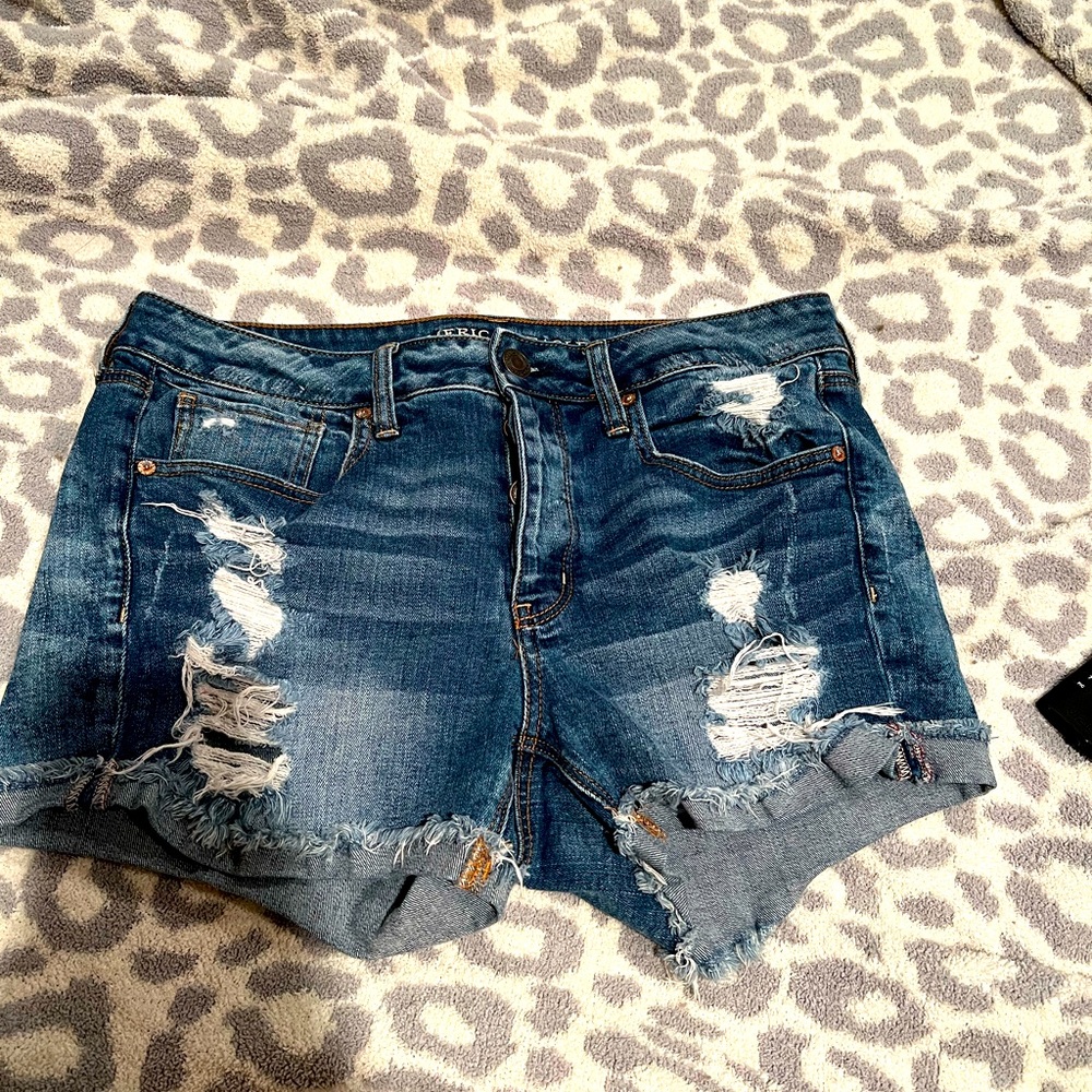 American Eagle Tomgirl Shorts
